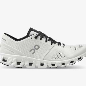 On Cloud X Training Shoe Womens